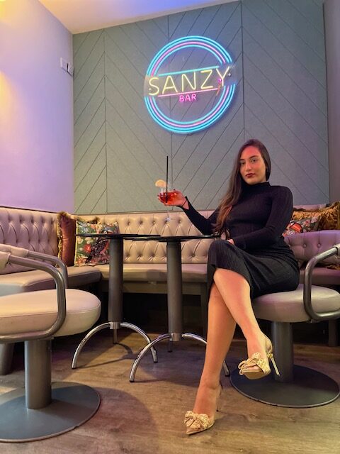 Sanzy Bar