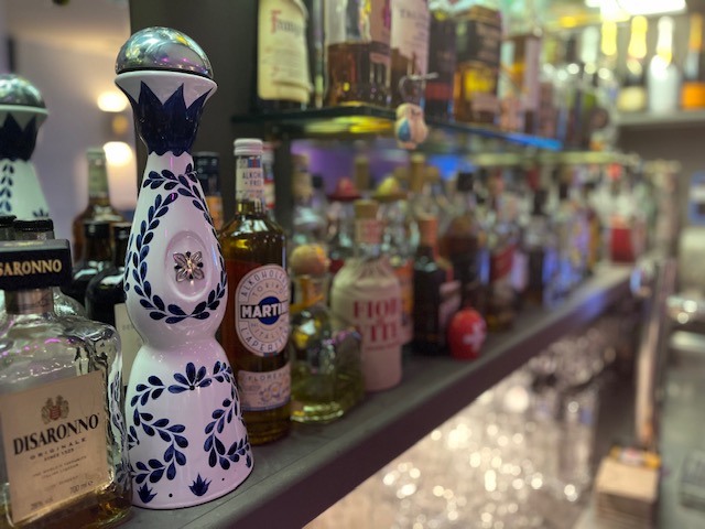 Sanzy Bar