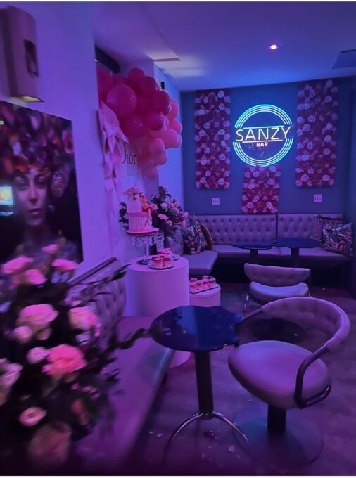 Sanzy Bar